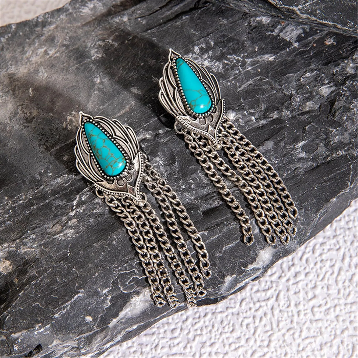 Boho Turquoise Drop Earrings Retro Long Copper Feather Tasse Metal Leaf Dangle Earrings Vintage Country Western Jewelry Cowgirl Ethnic Style Geometric Concert Festival Accessories for Women