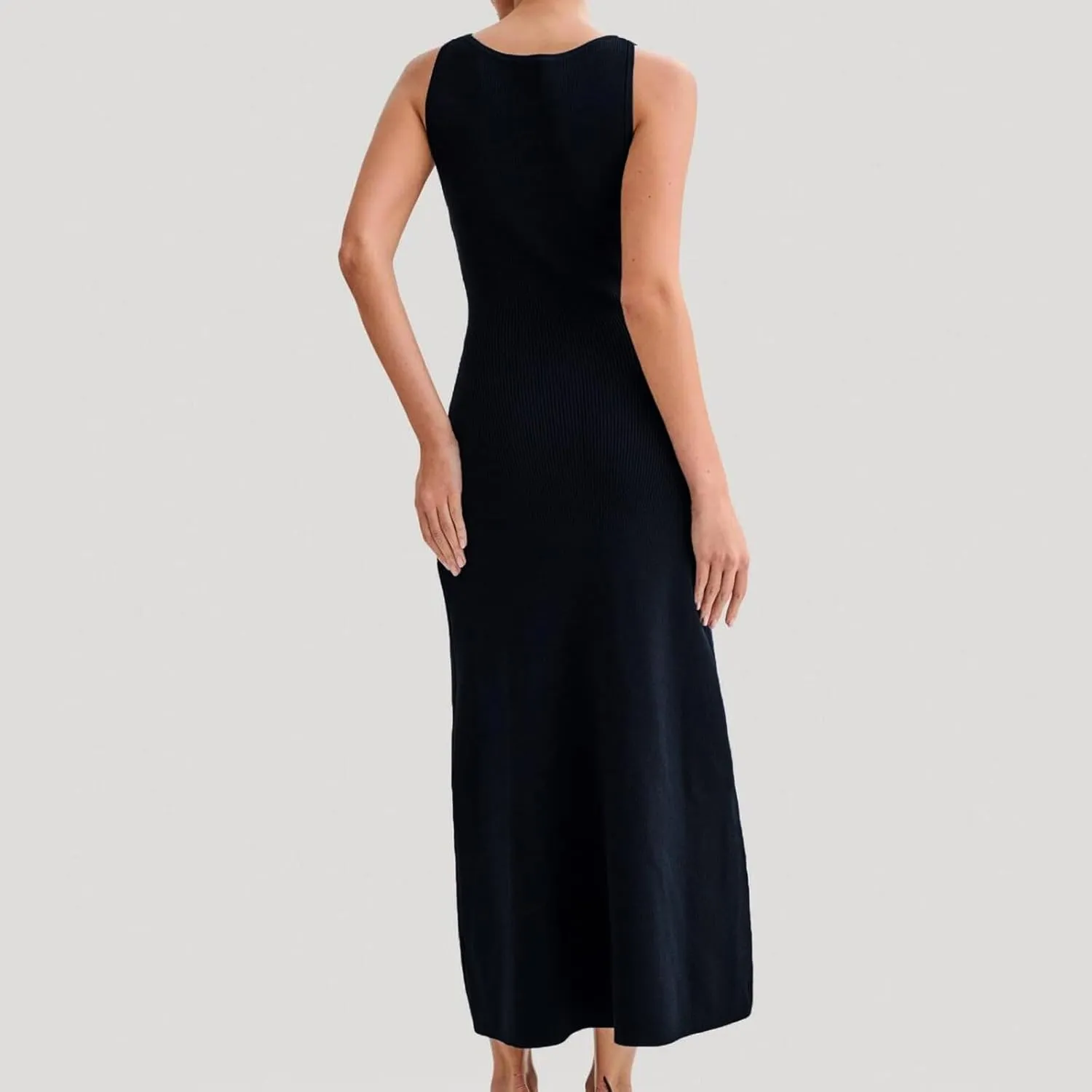 Women's Summer Sleeveless Knit Dress Round Neck Faux Button Pockets Maxi Dress Business Casual Bodycon Dresses